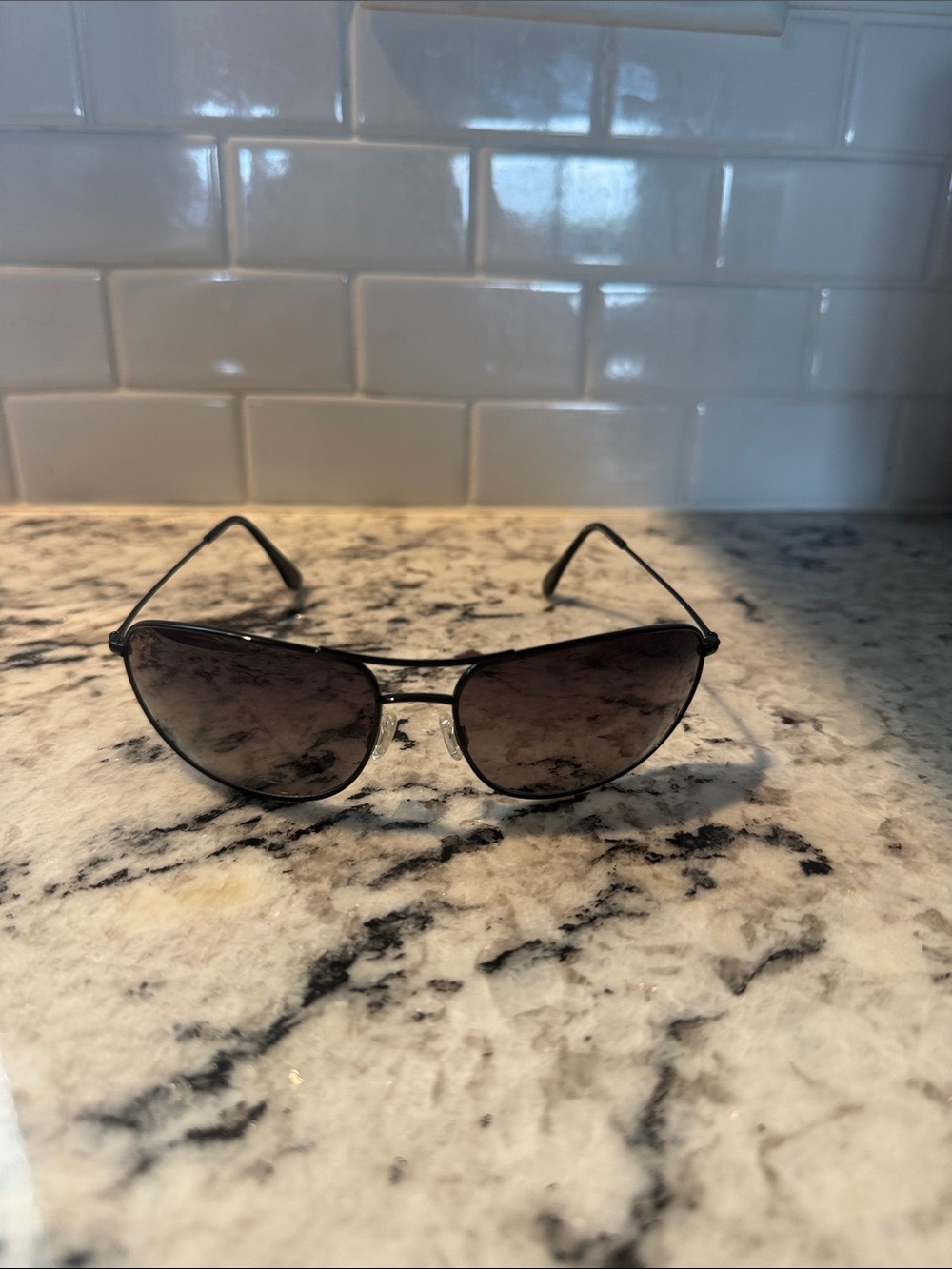 Maui Jim Hideaways Sunglasses in Gunmetal with Gradient Smoke Lenses
